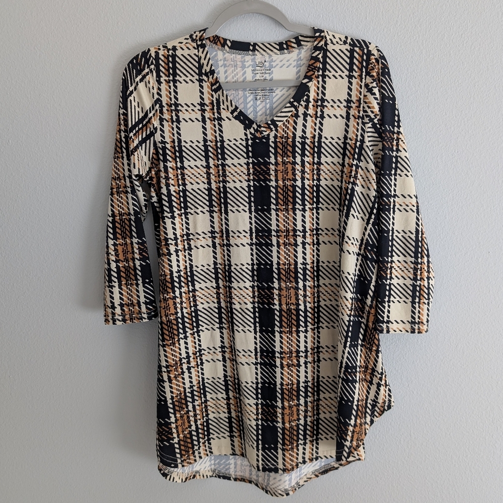 Lildy V-Neck 3/4 Sleeve Super Soft Tunic Size S-M